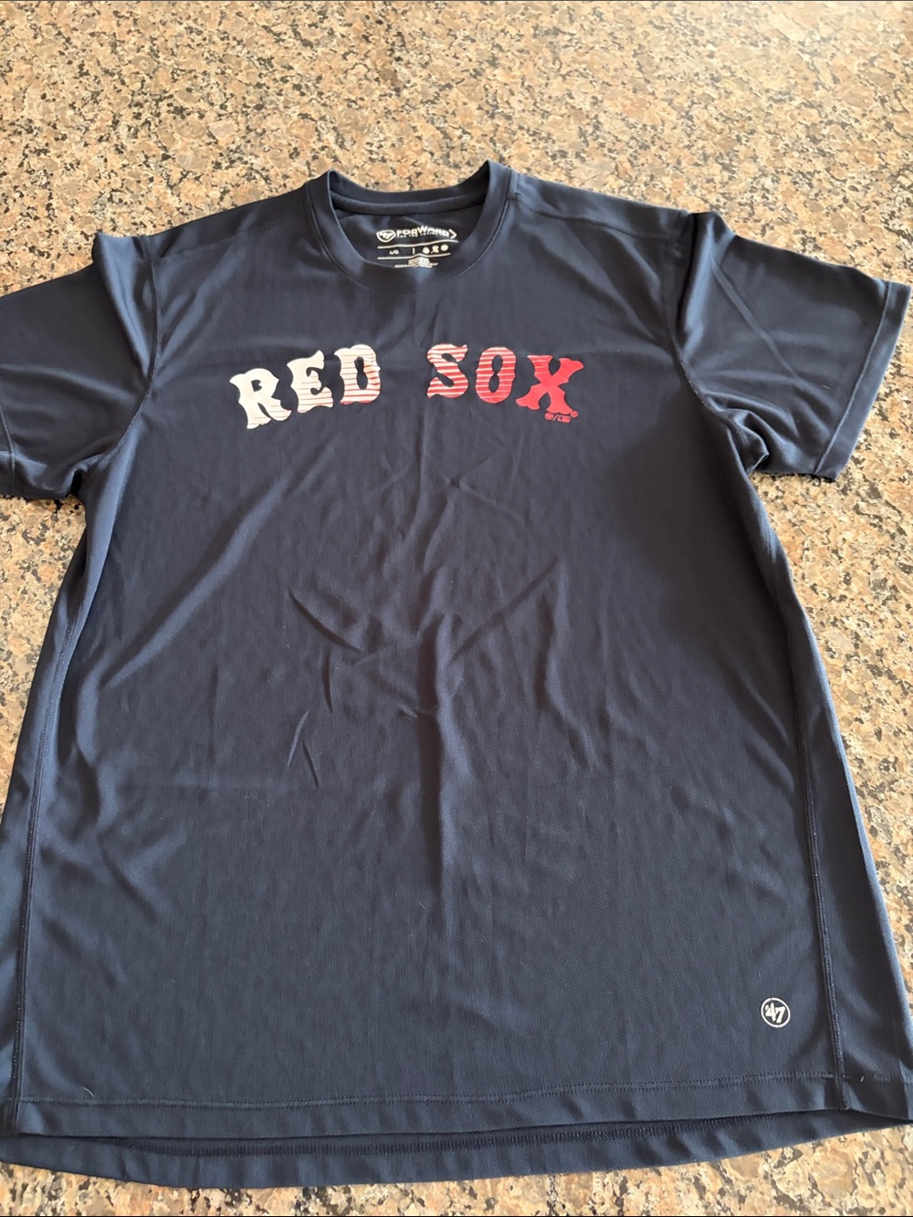 47 BrandShort-Sleeve "RED SOX" Shirt Men’s Large